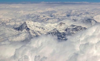 Himalaya buzullarında 1700 eski virüs türü keşfedildi